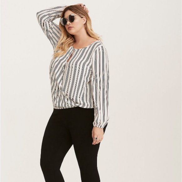NWT Torrid White & Black Striped Surplice Top sz1 - Picture 2 of 8
